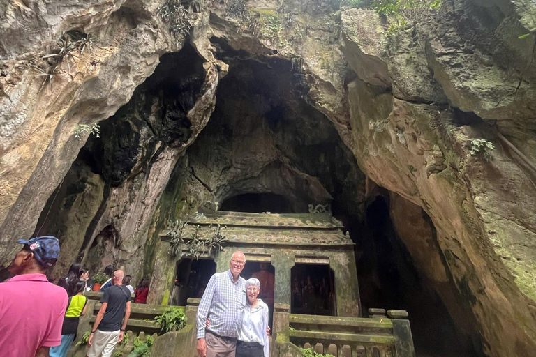 Avventura nella città di Da Nang: Cultura Storia Massaggio Tour privatoTour privato della città e del massaggio cieco in moto