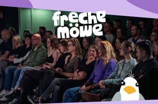Stand-Up Comedy im Cafe Blau in den Zeisehallen - Freche Möwe