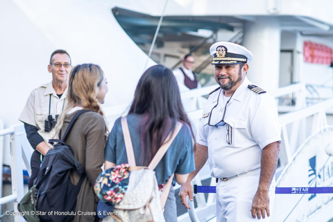 Honolulu: Whale Watching Cruise with Breakfast Whale Watching Cruise w/Breakfast with Waikiki Transfer