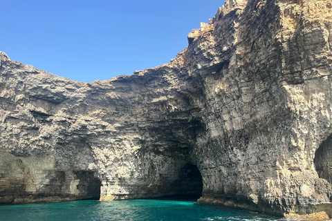 Half Day Ultimate Yacht Experience to Comino