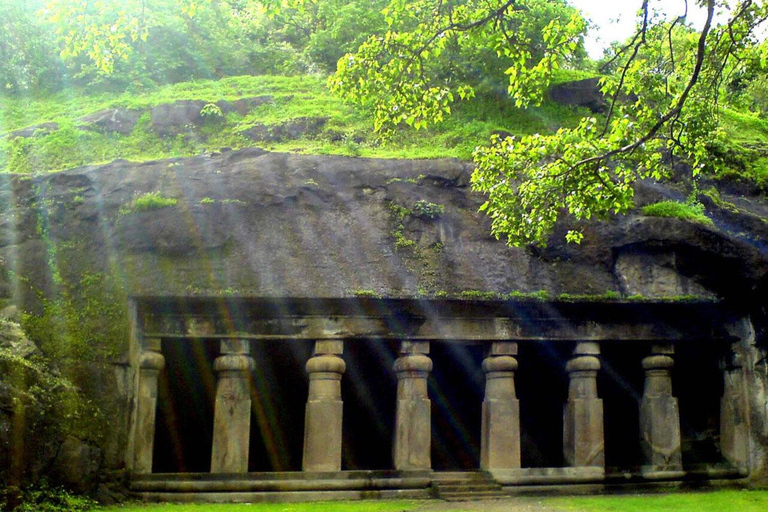 Elephanta-grottorna med museiturné i MumbaiGateway Of India Mumbai, Apollo Bandar, Colaba, Mumbai, Maha