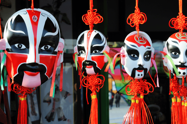 Beijing: Peking Opera with Local Dinner at liyuan theatre