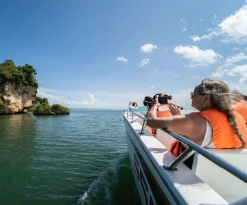 Los Haitises National Park: Boat and Walking Tour with Lunch