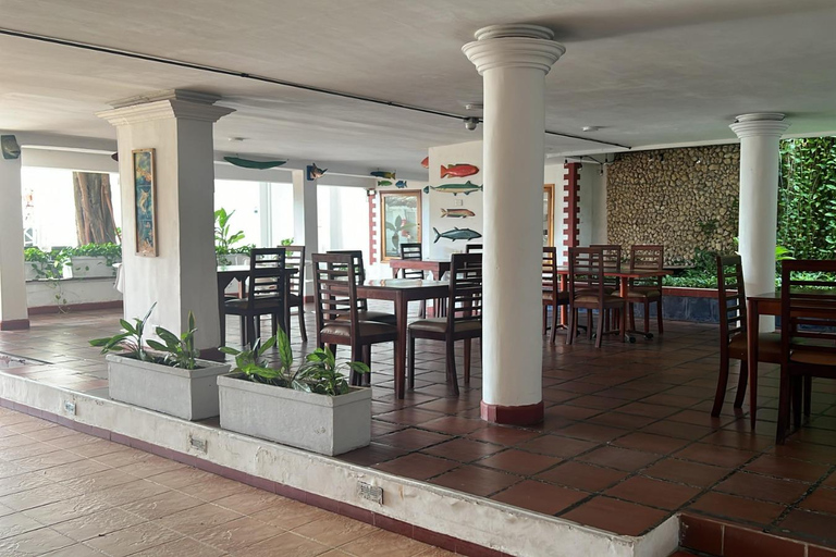 Cartagena : Journée piscine à l'hôtel Playa Club face à la mer à Bocagrande