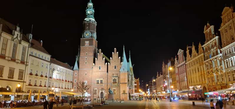 Wroclaw: Guided City Night Tour (2 hours)