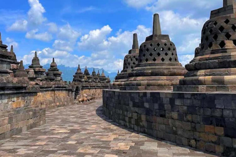 Relaxed Borobudur & Prambanan Private Tour from Yogyakarta Borobudur & Prambanan Private Day Trip