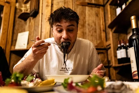 Degustación de comida en Venecia: Bocados, Vino, Cena y Guía Local