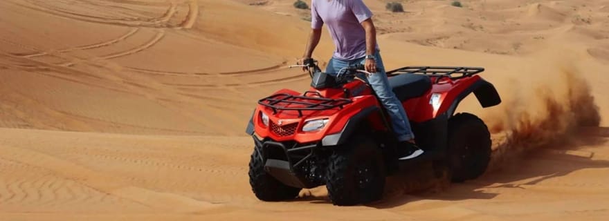 Doha : excursion en quad dans le désert avec casque et photos