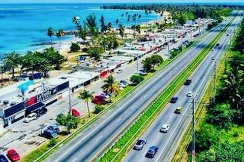 San Juan: Rainforest Waterslides & Beach Tour with Transport San Juan: El Yunque Rainforest and Luquillo Beach Day Tour