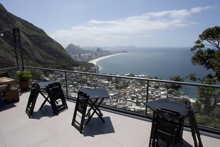Rio de Janeiro: Favela do Vidigal 2-Hour Bar Tour
