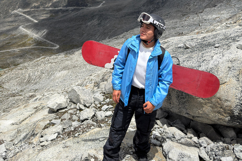 La Paz: Andes Snowboarding Adventure with Hotel Pickup