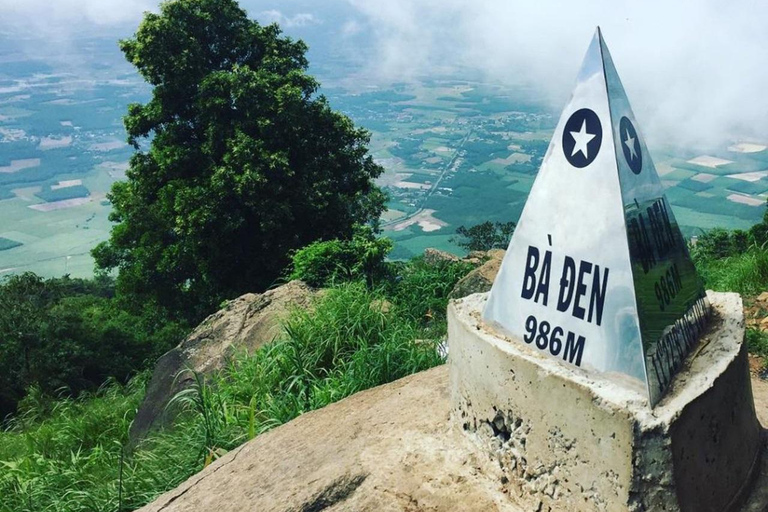 Excursión de un día a Cao Đài y la montaña Ba Den