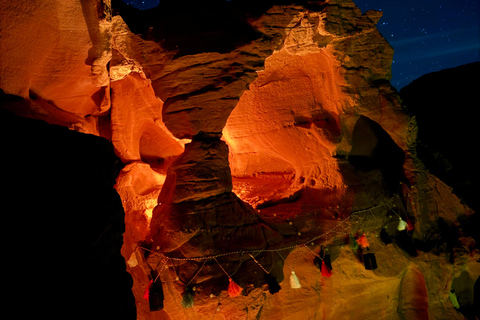 Wadi Rum: Cave Stargazing Experience