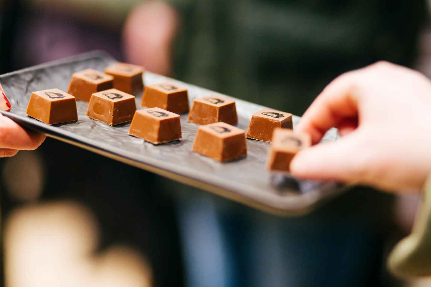 Ghent: Food & Drink Walking Tour with Tastings