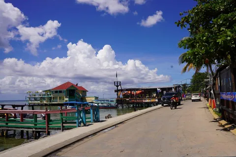 Roatan: The perfect family day