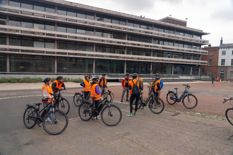 Dublin: Bike & E-Bike Tour with a Local Guide Dublin: Push Bike Tour with a Local Guide