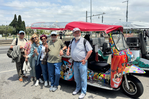Tour privati di Lisbona in tuk-tuk 100% elettricitour privati di Lisbona in tuk-tuk 100% elettrici