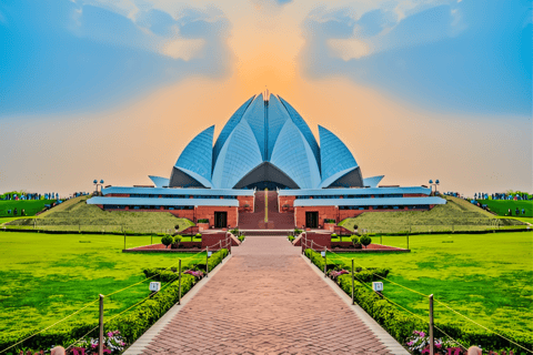 Delhi: Private Spiritual Sites Car Tour with Lunch and Entry