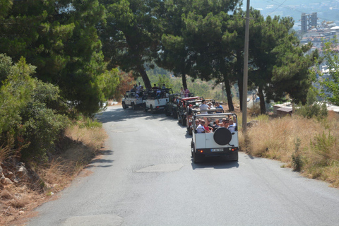 Alanya: Passeio 3 em 1 pelas cachoeiras de Sapadere, Dim Stream e Dim CaveO ingresso para a caverna não está incluído.