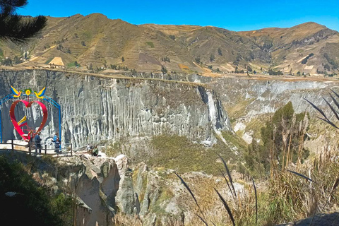 Z Quito: Jednodniowa wycieczka do Quilotoa i Baños z biletami wstępu