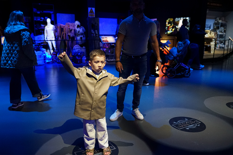 Belfast: Official Game of Thrones Studio Tour & Transfer