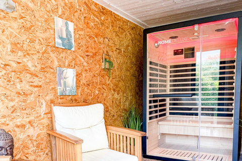 Bay of Saint-Brieuc: Heated Pool, Sauna and Buffet Breakfast Bay of St-Brieuc: Heated Pool, Sauna and Buffet Breakfast