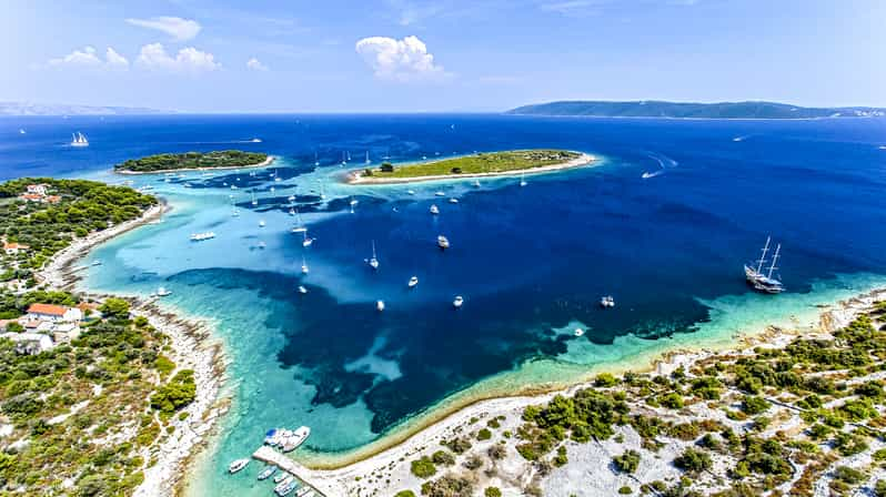 Sz tv lunk Trogir F lnapos K k Lag na Haj roncs s Trogir