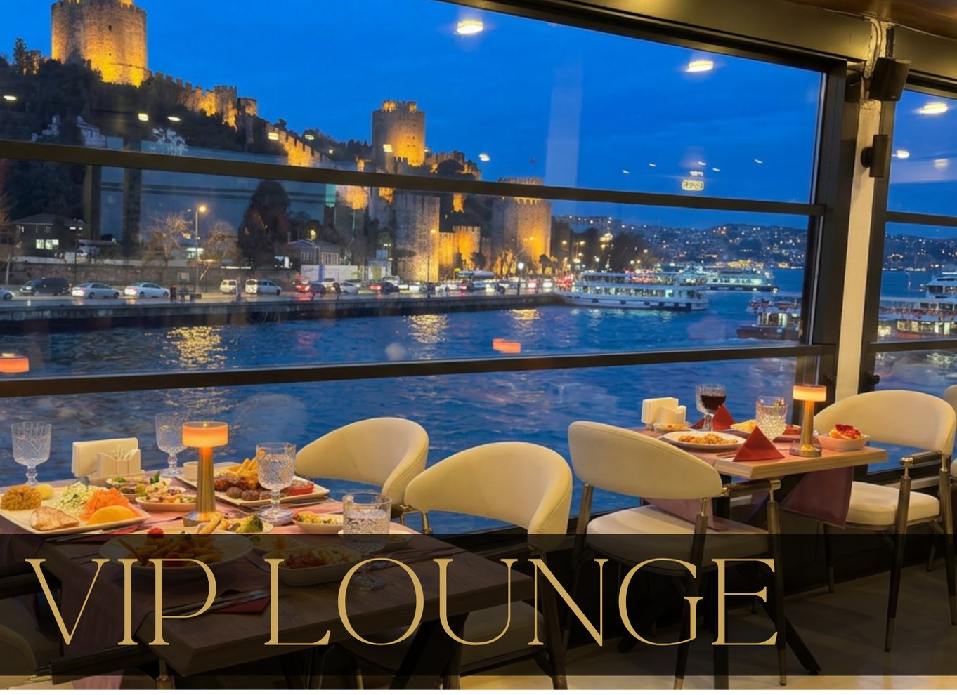 Istanbul: Bosporus-middagscruise og show med privat bord
