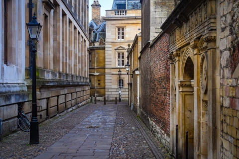 Spies of Cambridge – Private Walking Tour Standard Option