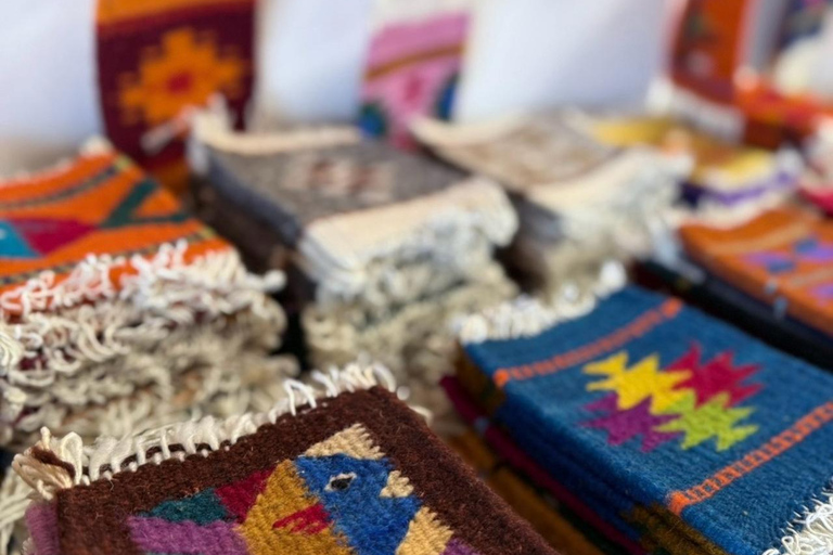 Oaxaca: Private tour to Monte Albán, El Tule Tree, and Teotitlán Oaxaca: Private tour to Monte Albán, Árbol del Tule, and Teotitlán