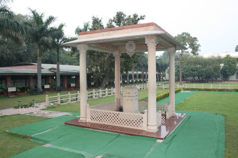 Deli: espetáculo de água e luzes de Akshardham e visita a Gandhi SmritiVisita guiada a Akshardham e Gandhi Smriti com a Velha Deli