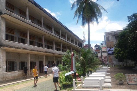 Phnom Penh: Killing Fields, Tonle Bati e Phnom Chisor ...