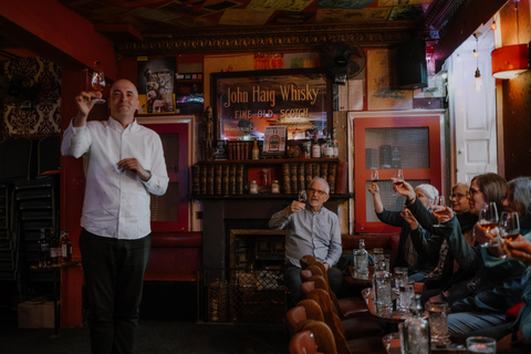 Edinburgh: Whisky Tasting and Storytelling in a Historic Pub