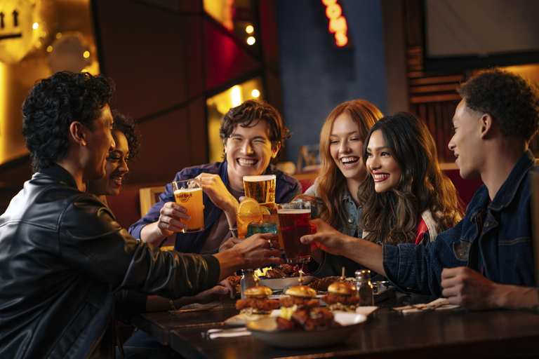 Stockholm: Hard Rock Cafe Stockholm Lunch eller Middag