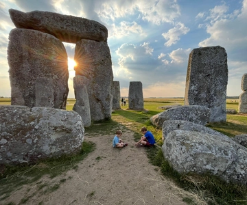 Stonehenge Private Sunset Tour with Lacock and Bath