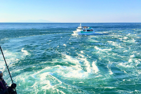 Croisière sur les plus grands bains à remous et déjeuner Bento japonaisLa plus grande croisière dans les bains à remous et le pique-nique Bento à la vue magnifique