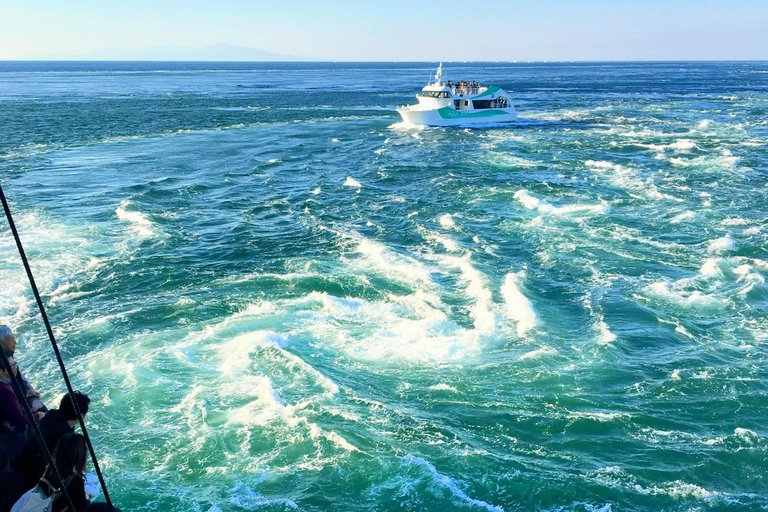 Croisière sur les plus grands bains à remous et déjeuner Bento japonaisLa plus grande croisière dans les bains à remous et le pique-nique Bento à la vue magnifique