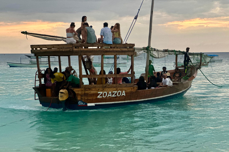 Zanzibar : Sunset Dhow Cruise in Nungwi & Kendwa