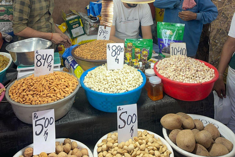 Old Delhi Jewelry & Embellishment Walk (Half-Day, Women-Led)