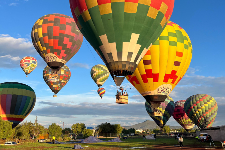 Cdmx Teotihuacan:Ballonvaart + Ontbijt + VervoerTeotihuacan: Ballonvaart