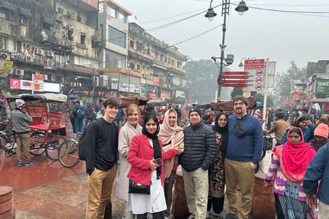 Threads of Delhi: Women-Led Monuments, Heritage & Craft Tour