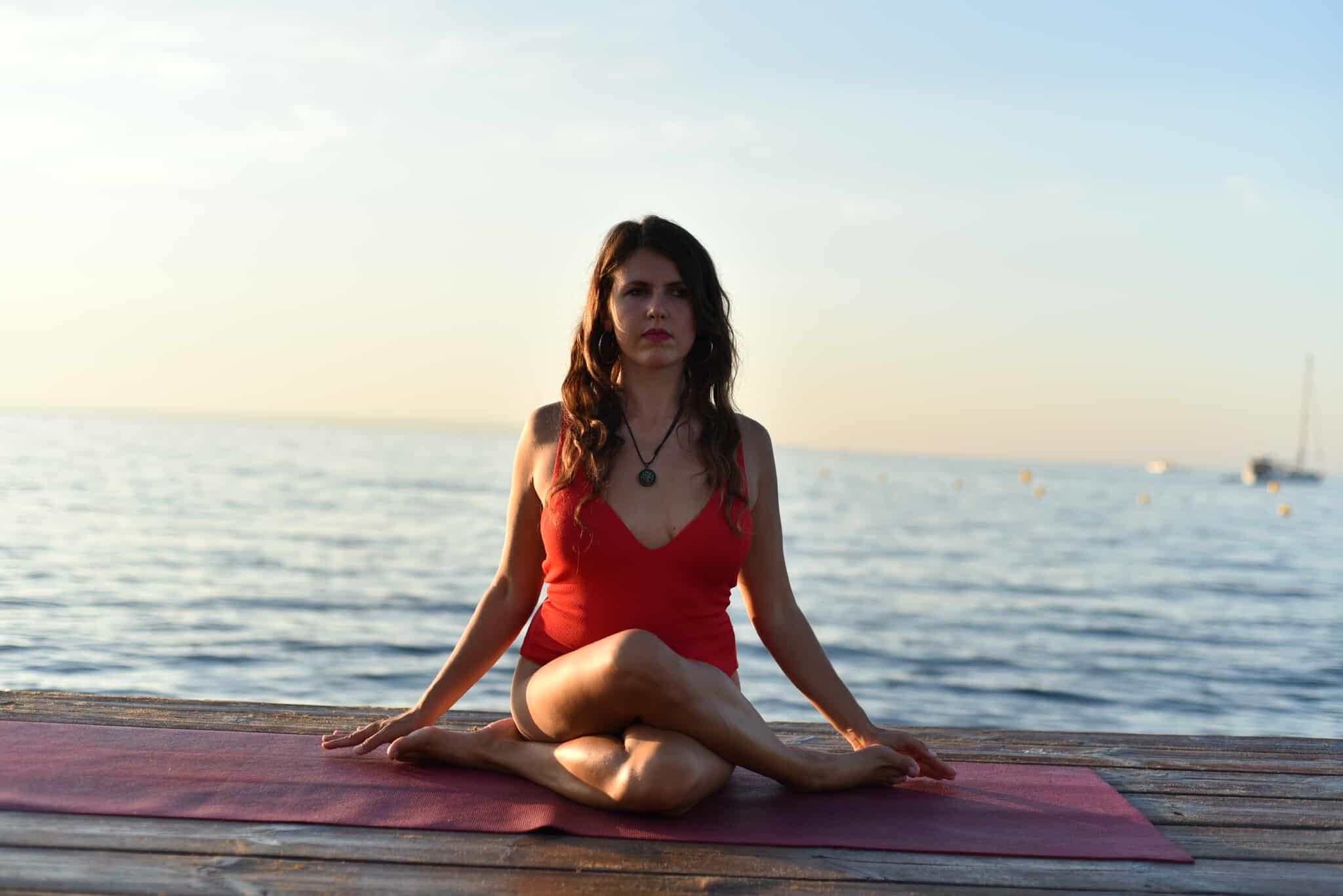 Vollmondrituale auf Mallorca: Yoga, Meditation, Tagebuchführung