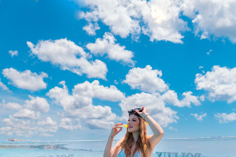 Invisible Boat & Snorkeling Experience at Nassau