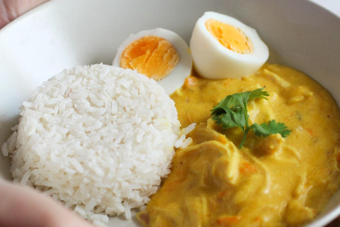 4h Cooking Class in Lima: Iconic Dishes & Bottomless Drinks Private cooking class