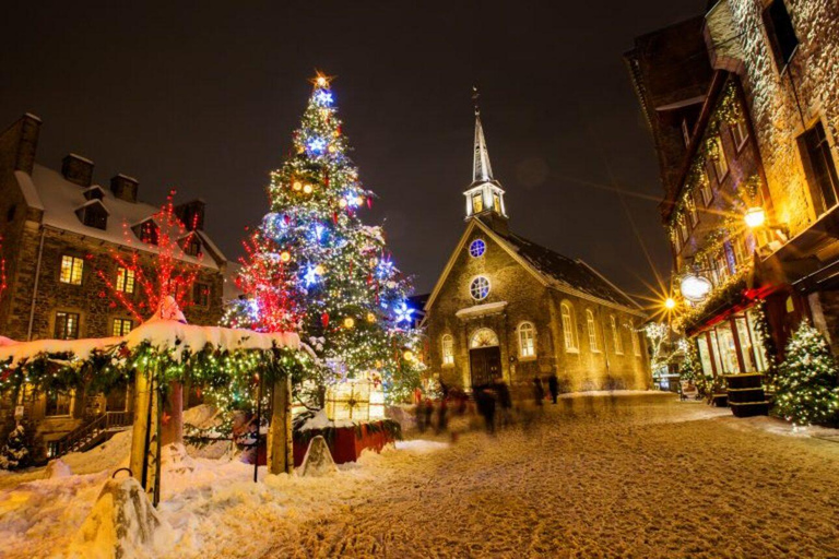 Alegre tour a pie de Navidad en Quebec