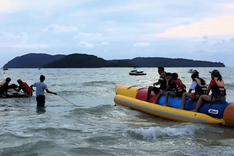 Langkawi: Cenang Beach Side Activities Parasailing On Boat