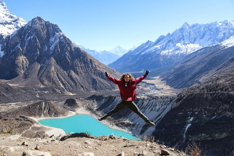 12-Day Annapurna Circuit Trek and Tilicho with Guide