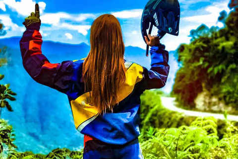 La Paz: Death Road Biking Tour Rocky Mountain RMX Bike