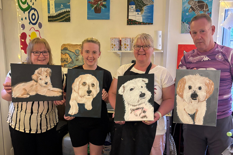 Manchester: Private Art/Craft Workshop guided by an artist.