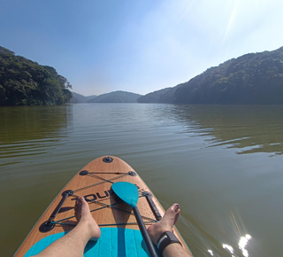 Stand up paddleboarding in São Paulo